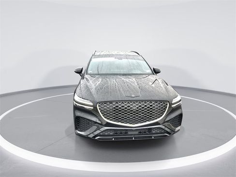 Used 2025 Genesis GV70 3.5T Sport w/ Sport Prestige Package image 3