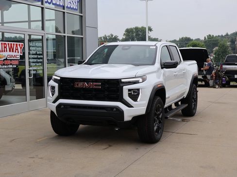 New 2025 GMC Canyon Elevation w/ Convenience Package image 6