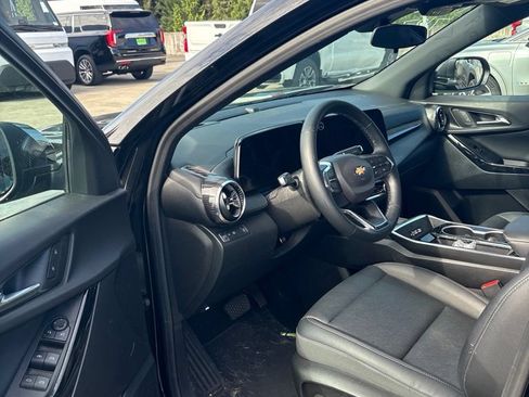 Certified 2025 Chevrolet Equinox LT w/ Convenience Package II FWD image 3