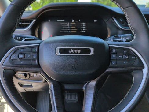 Certified 2023 Jeep Grand Cherokee L Limited w/ Luxury Tech Group II AWD/4WD image 22