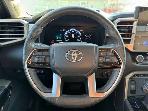 Used 2024 Toyota Tundra Limited AWD/4WD image 7