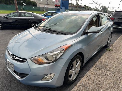 Used 2012 Hyundai Elantra GLS w/ Preferred Pkg 3 FWD image 5