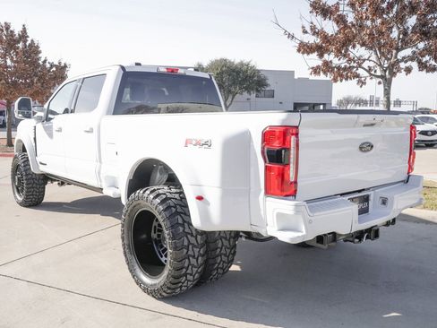 Used 2026 Ford F450 Lariat w/ FX4 Off-Road Package image 5