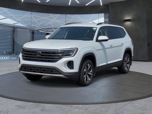 New 2026 Volkswagen Atlas SE AWD/4WD image 2