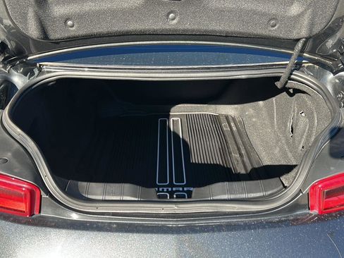 Used 2018 Chevrolet Camaro ZL1 image 29