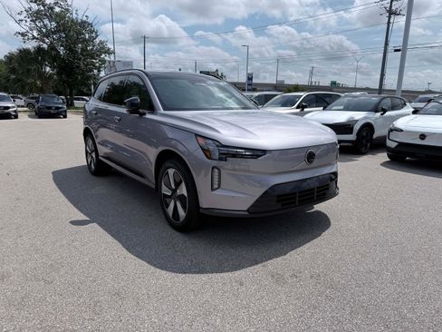 New 2026 Volvo EX90 Plus RWD image 7