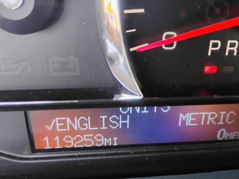 Used 2008 Cadillac DTS FWD image 10