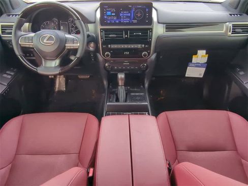 Used 2023 Lexus GX 460 Premium image 14