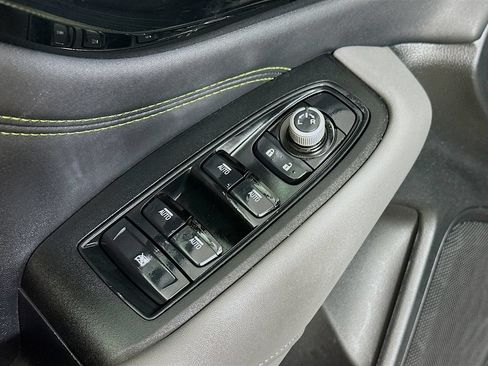 Used 2025 Subaru Outback Onyx Edition AWD/4WD image 21