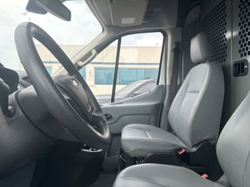 Used 2017 Ford Transit 150 130 Medium Roof RWD image 29