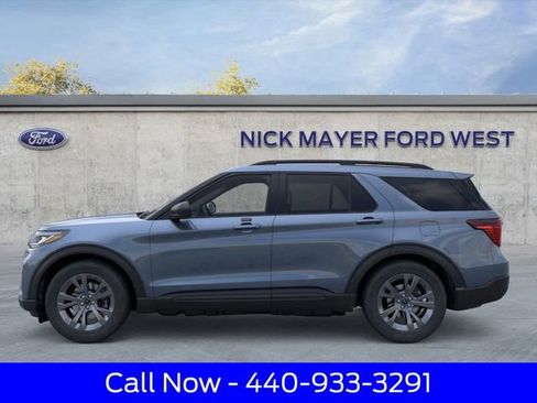 New 2026 Ford Explorer Active w/ Active Comfort Package image 4