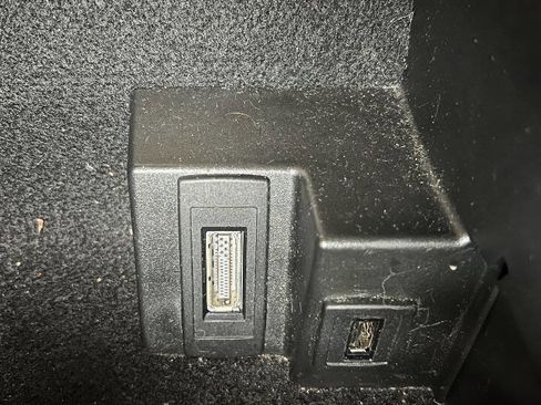 Used 2013 Mercedes-Benz C 300 4MATIC Sedan image 33