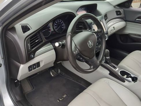 Used 2020 Acura ILX w/ Premium Package image 19