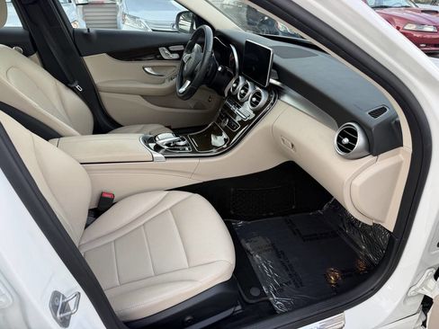 Used 2016 Mercedes-Benz C 300 4MATIC Sedan w/ Multimedia Package image 9