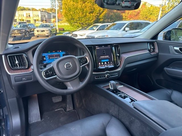 Used 2024 Volvo XC60 B5 Plus w/ Climate Package AWD/4WD image 8
