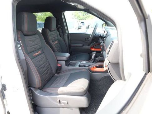 New 2026 Nissan Frontier PRO-4X w/ Pro-4x Convenience Package AWD/4WD image 25