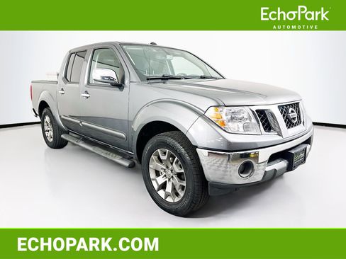 Used 2019 Nissan Frontier SL image 1