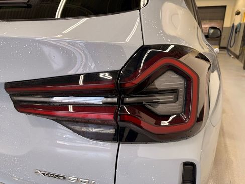 Used 2023 BMW X3 xDrive30i w/ M Sport Package image 5