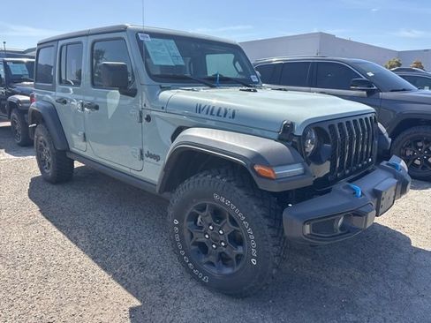 Used 2023 Jeep Wrangler Unlimited w/ Cold Weather Group AWD/4WD image 3