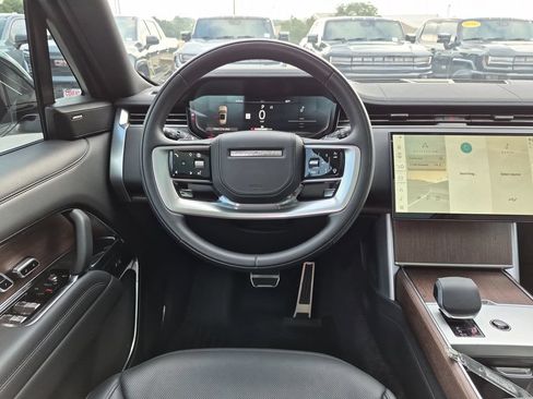 Used 2024 Land Rover Range Rover Long Wheelbase SE AWD/4WD image 31
