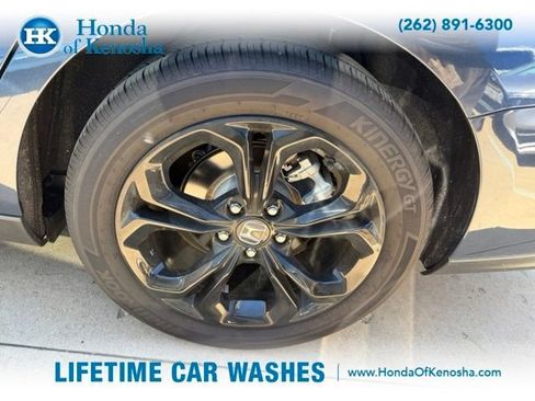 Used 2025 Honda Accord SE image 3