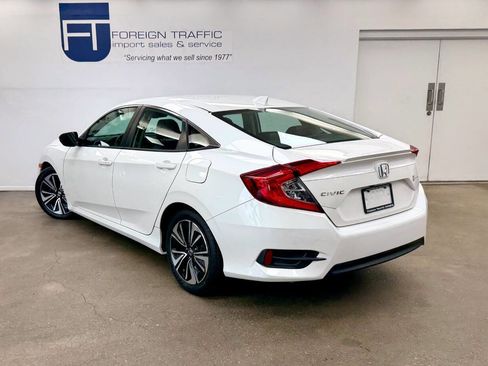 Used 2017 Honda Civic EX-L image 19