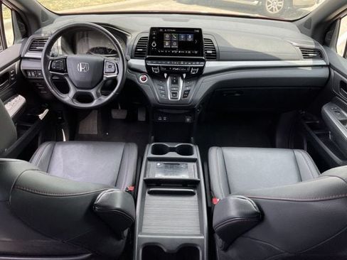 Used 2025 Honda Odyssey Sport-L image 10