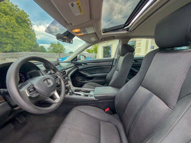 Used 2020 Honda Accord EX image 5