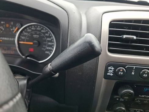 Used 2012 Chevrolet Colorado LT AWD/4WD image 14