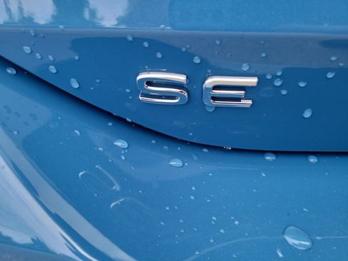 New 2026 Volkswagen Tiguan SE image 14