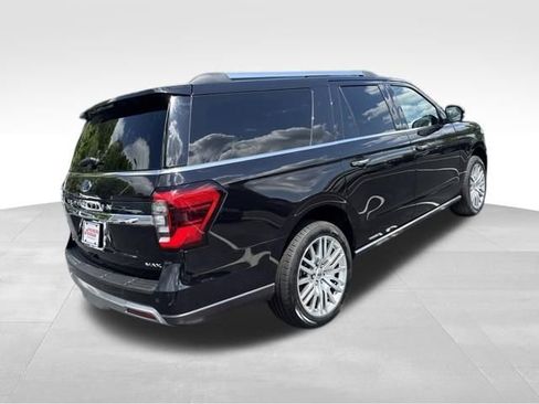 Used 2024 Ford Expedition Max Limited AWD/4WD image 6