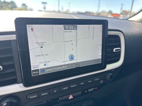 Used 2022 Hyundai Venue Limited w/ Cargo Package image 16