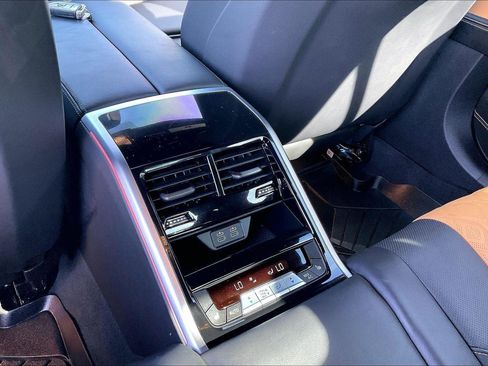 Used 2022 BMW M8 Gran Coupe xDrive Competition w/ M Carbon Exterior Package AWD/4WD image 10