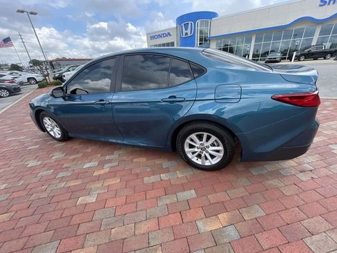 Used 2025 Toyota Camry LE FWD image 32