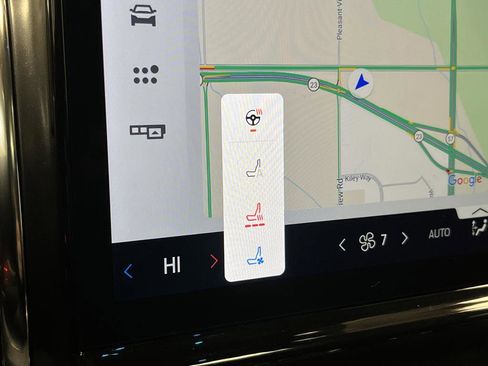 Used 2025 Ford Expedition Max Platinum w/ Platinum Ultimate Package image 8