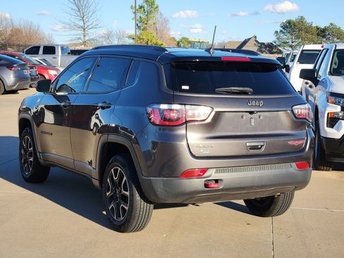 Used 2019 Jeep Compass Trailhawk w/ Cold Weather Group image 6