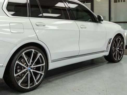 Used 2023 BMW X7 xDrive40i image 38