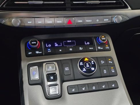 Used 2022 Hyundai Palisade Calligraphy image 14
