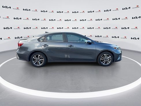 Certified 2024 Kia Forte LXS FWD image 9