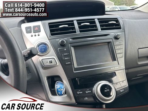 Used 2012 Toyota Prius V Three image 9