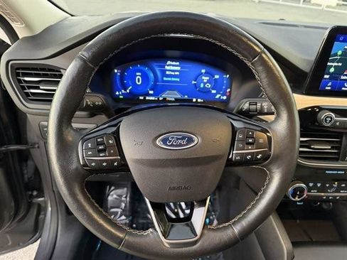 Used 2022 Ford Escape Titanium w/ Titanium Elite Package image 21