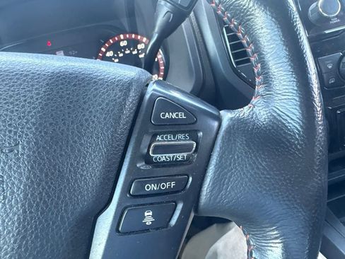 Used 2021 Nissan Titan PRO-4X AWD/4WD image 22