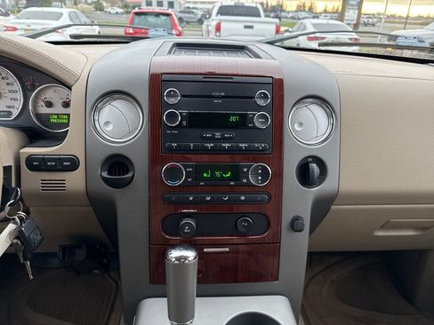 Used 2008 Ford F150 XLT image 25