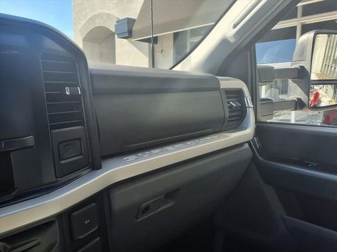 Used 2025 Ford F350 XLT image 20