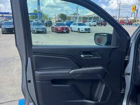 Used 2025 Jeep Compass Limited AWD/4WD image 1