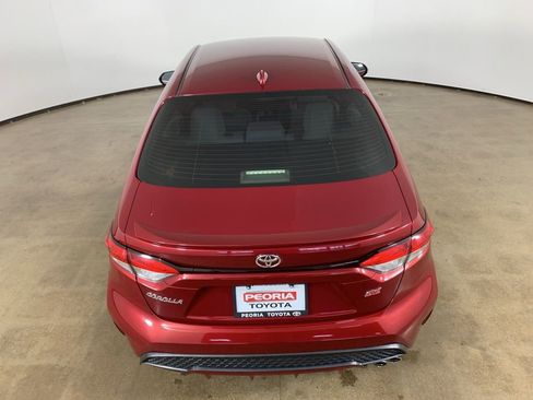 Used 2022 Toyota Corolla SE image 11