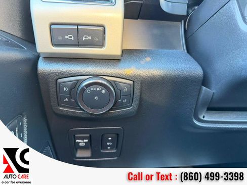 Used 2019 Ford F150 Lariat w/ Equipment Group 502A Luxury AWD/4WD image 17