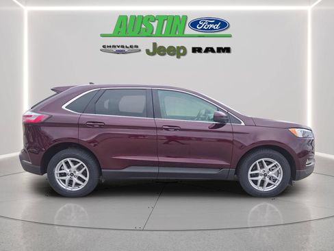 Certified 2024 Ford Edge SEL w/ Convenience Package AWD/4WD image 6