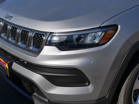 Used 2023 Jeep Compass Sport image 16