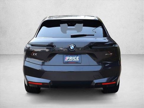 Used 2024 BMW iX xDrive50 w/ Premium Package AWD/4WD image 9